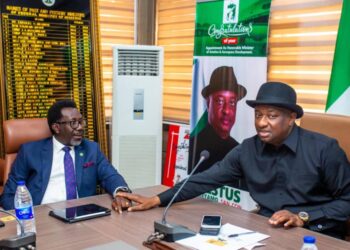 Omosehin Pays Courtsey Visit To Aviation Minister