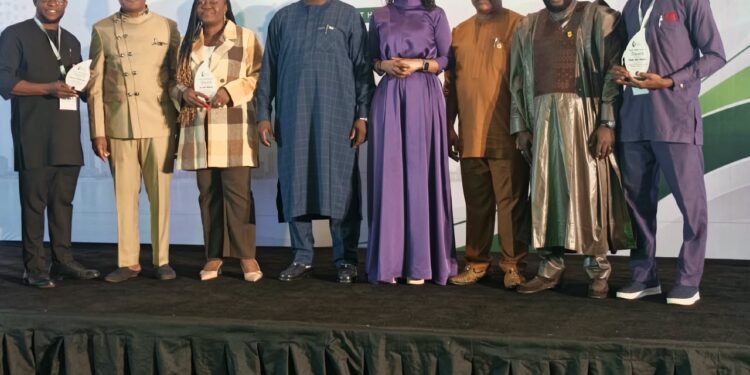 PenCom Media Awards : Anaesoronye, Okonta Win 2026 Outstanding Pension Journalists Awards